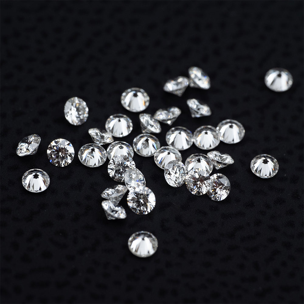 Diament 0.035 ct prezent mikołajkowy lub na narodziny dziecka w pudełku


