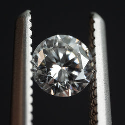Mały diament na prezent okrągły brylant 0.2 karata