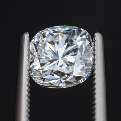 Diament Laboratoryjny Cushion 1.07 ct barwa D czystość VVS2 certyfikat IGI